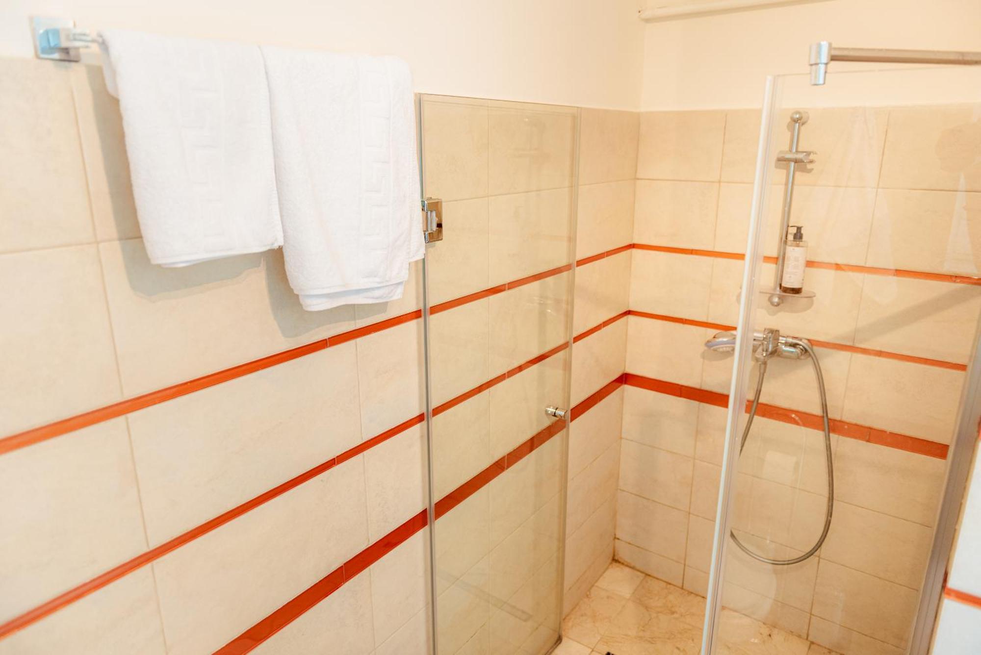 Downtown Apartment Boutique Green Garden Unirii Bukarest Kültér fotó